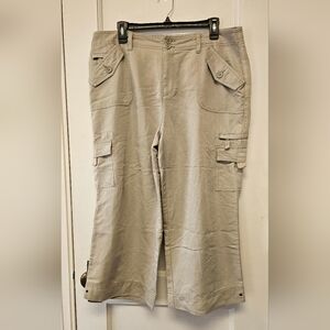Caribbean Joe Womens Clam Digger Capri Pants in Light Khaki